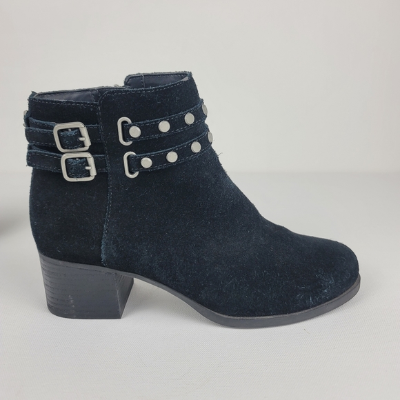 Koolaburra by UGG black zipper ankle booties size 7 - Picture 1 of 11